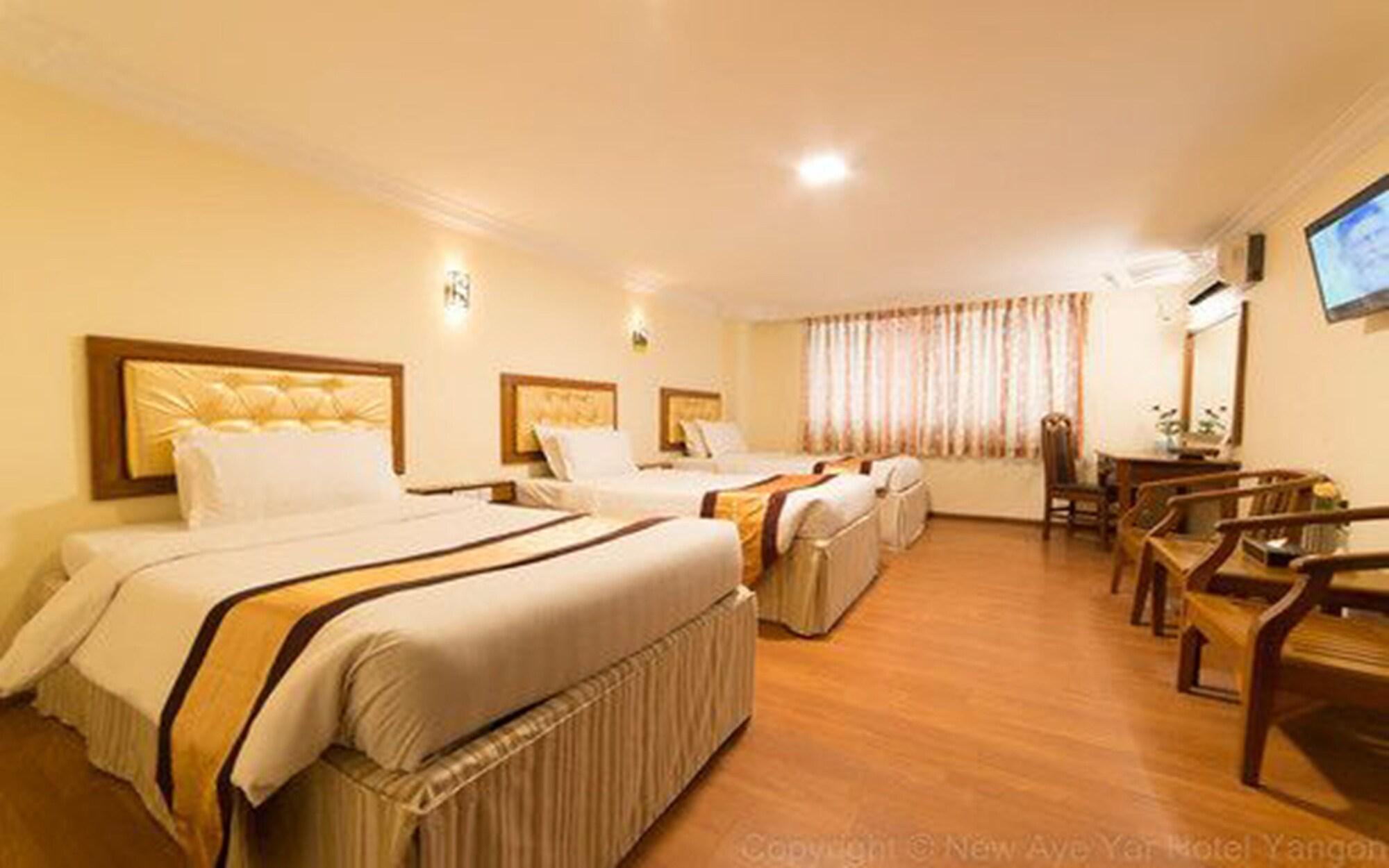 City Hotel Yangon Exterior foto