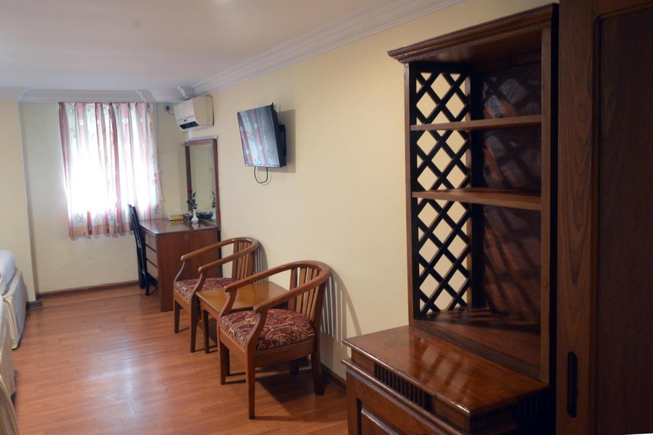 City Hotel Yangon Exterior foto