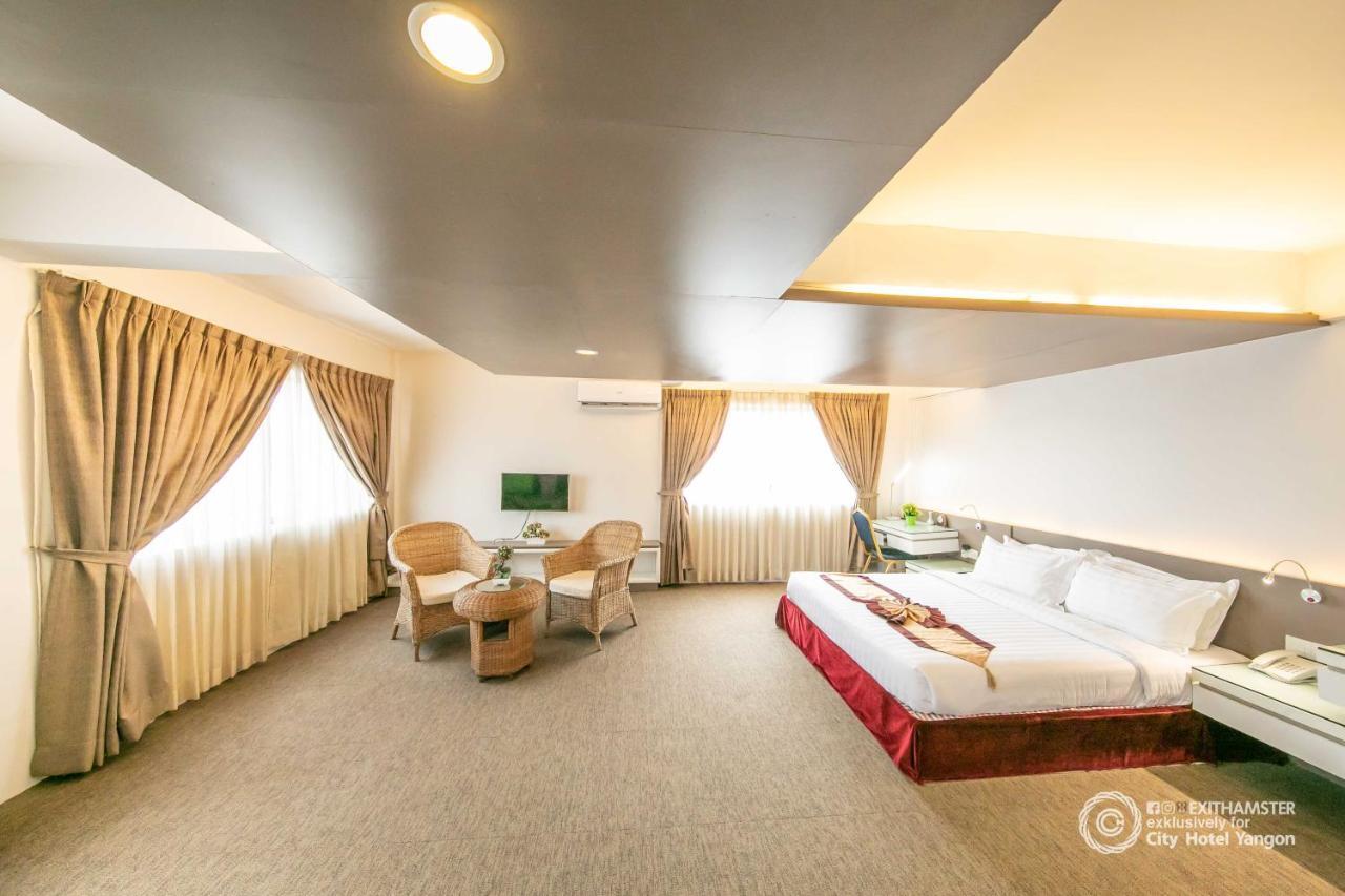 City Hotel Yangon Exterior foto