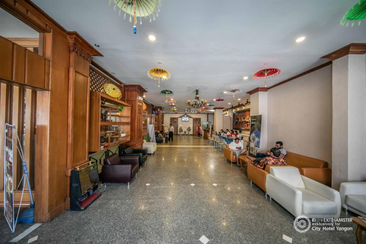 City Hotel Yangon Exterior foto